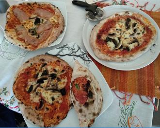 Click image for larger version

Name:	pizza.JPG
Views:	511
Size:	186.7 KB
ID:	409191