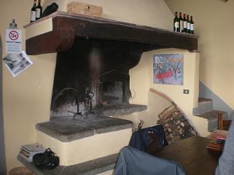 Click image for larger version  Name:	Penzano oven detail.JPG Views:	0 Size:	1.42 MB ID:	419690