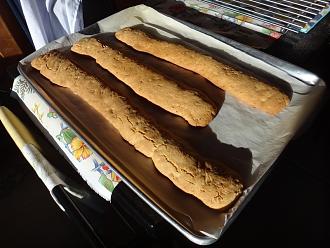 Click image for larger version  Name:	Biscotti04.jpg Views:	0 Size:	120.0 KB ID:	431319