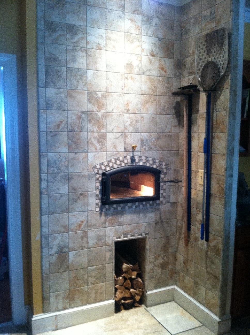 Click image for larger version

Name:	BrickOven.jpg
Views:	308
Size:	280.2 KB
ID:	435091