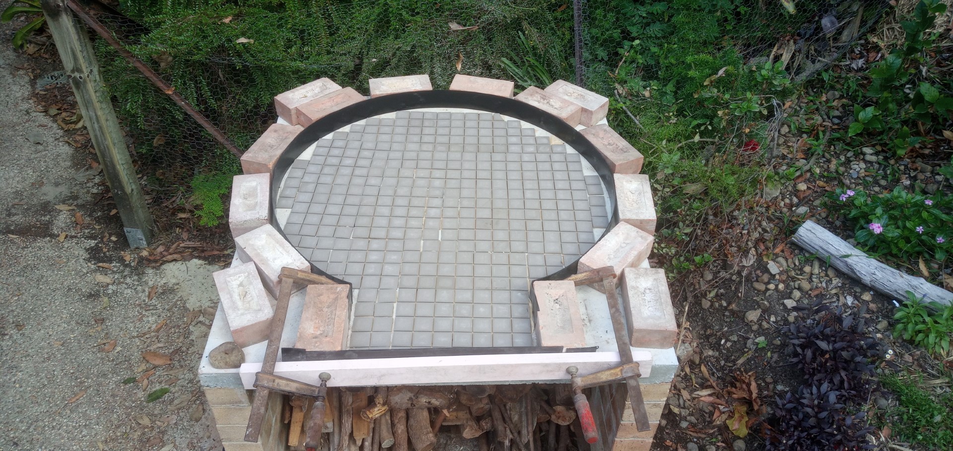 Click image for larger version

Name:	oven-tiles-under-insulation (Large).jpg
Views:	223
Size:	624.1 KB
ID:	444236